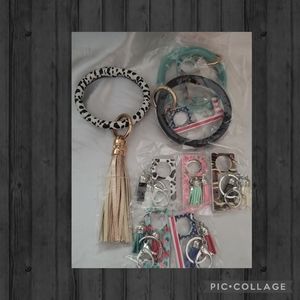 Wristlet Keychain Bangle Keyring Circle Key Ring Leather Tassel Bracelet Fashion